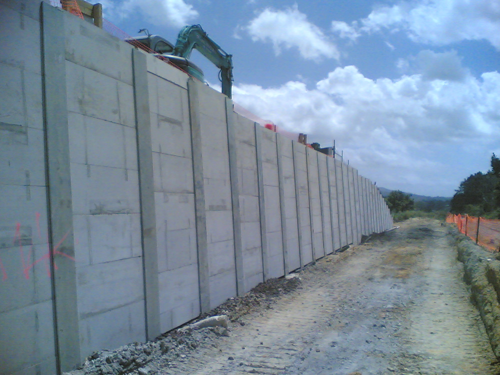 Steel-UC-Pile-and-Precast-Concrete-Panel-Retaining-Wall